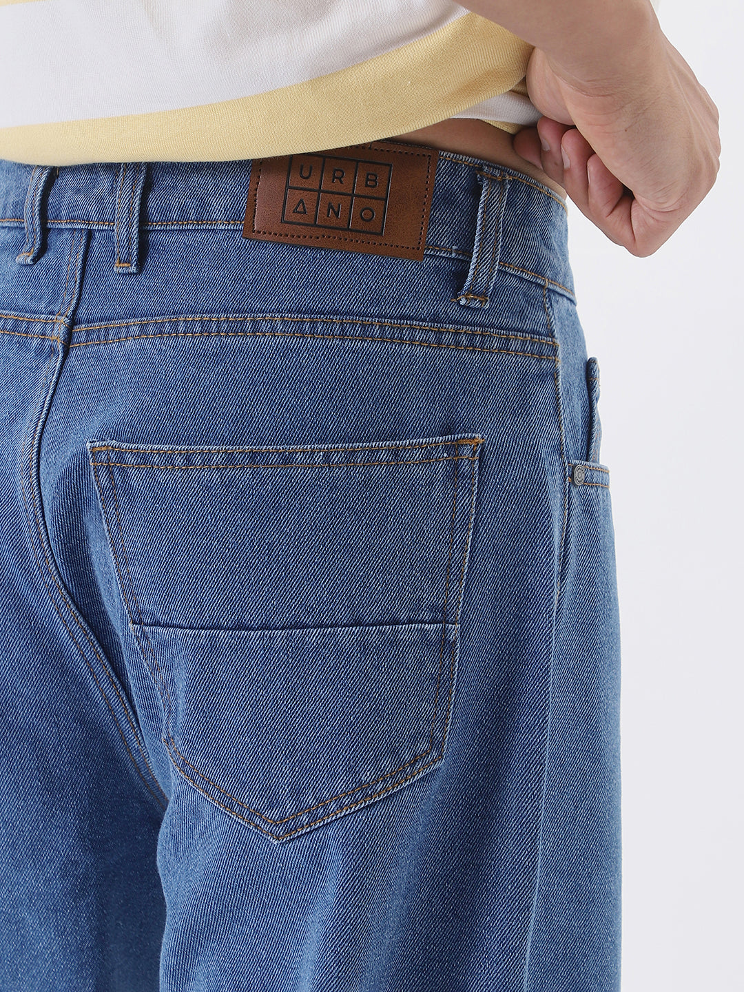 Men's Light Blue Loose Fit Washed Jeans Non-Stretchable
